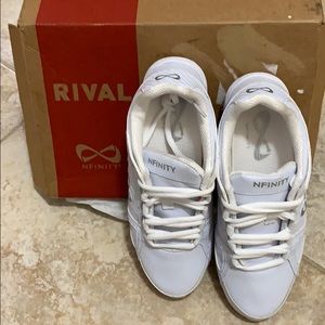 Nfinity Rival size 6